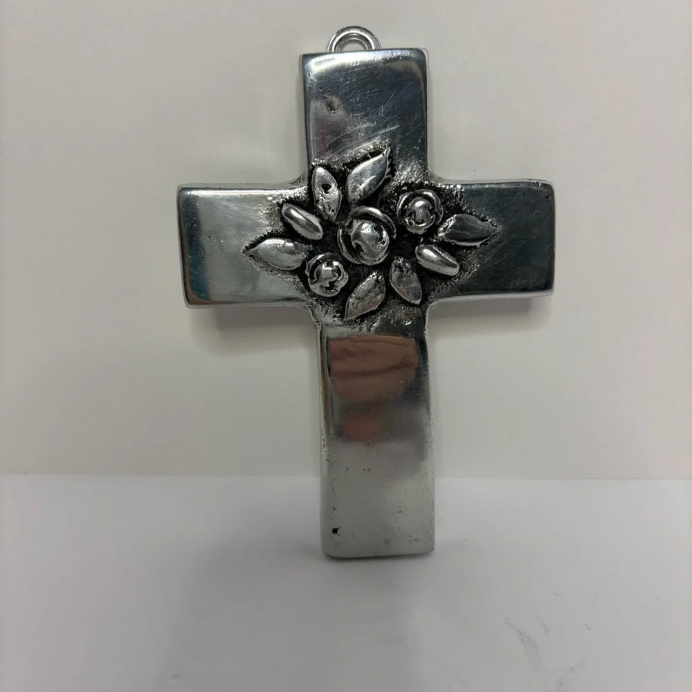 Gretchen Collections Wall Decor Pewter Cross with Floral Design